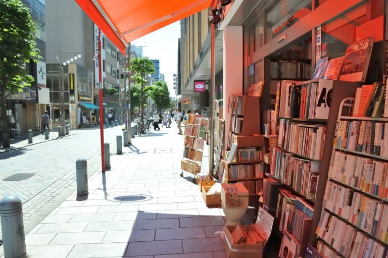 おいしいだけじゃ物足りない 神保町 の個性派ラーメン店 ８選 めしレポ