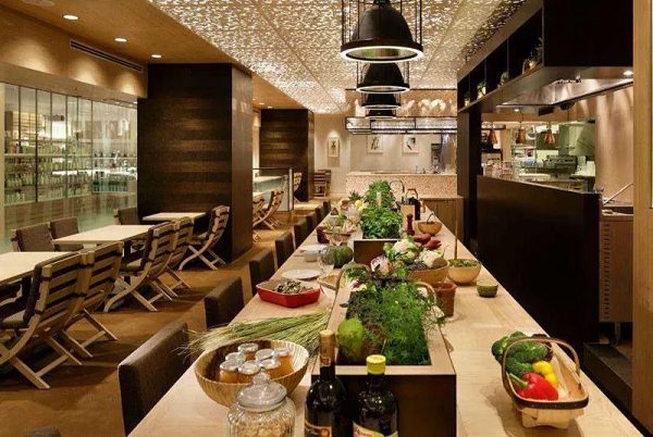 HATAKE CAFE 伊勢丹新宿店の内観